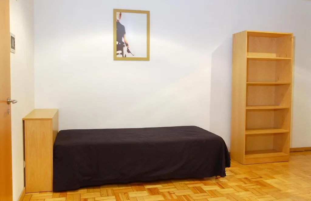 Spru Lisbon Summer Accommodation 0*,
