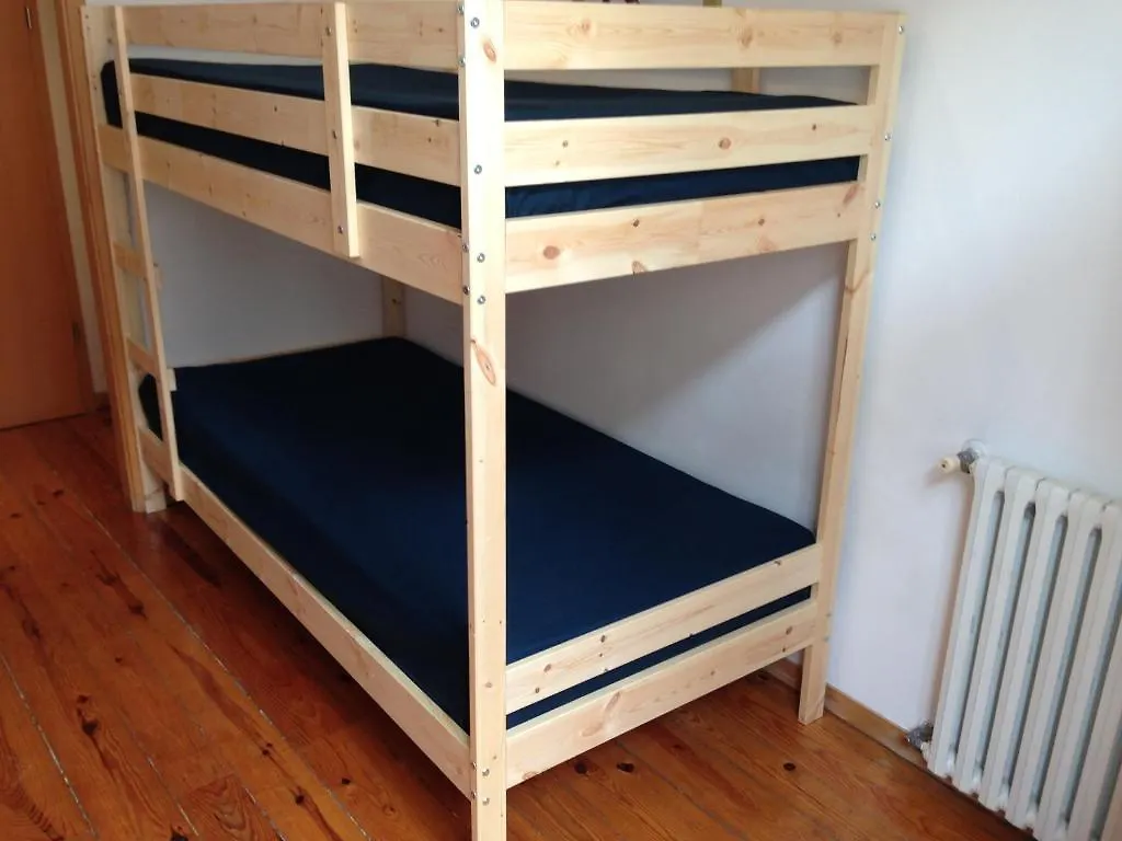 Hostal Spru Lisbon Summer Accommodation