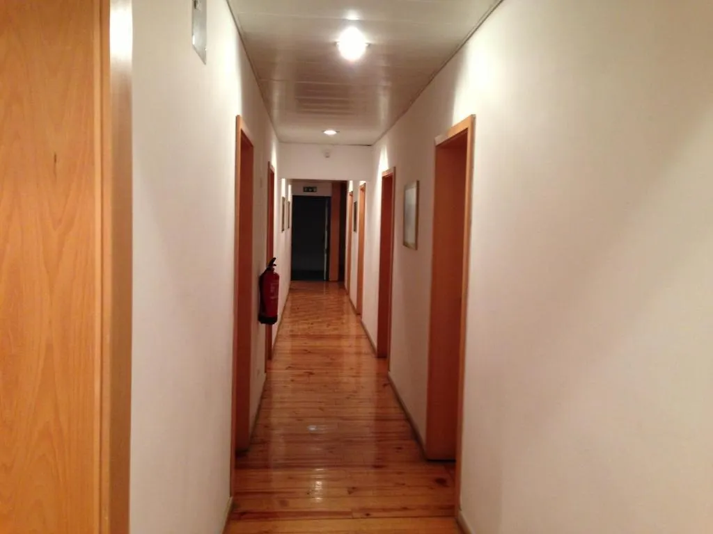 Spru Lisbon Summer Accommodation Hostal
