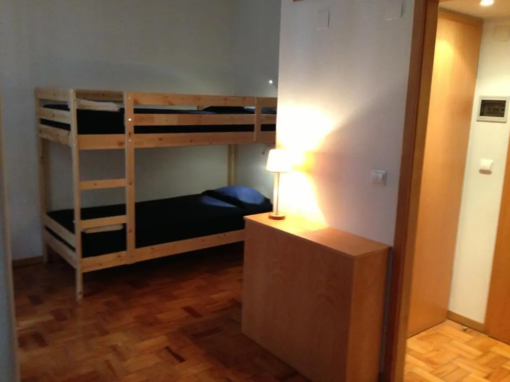 Spru Lisbon Summer Accommodation Hostal