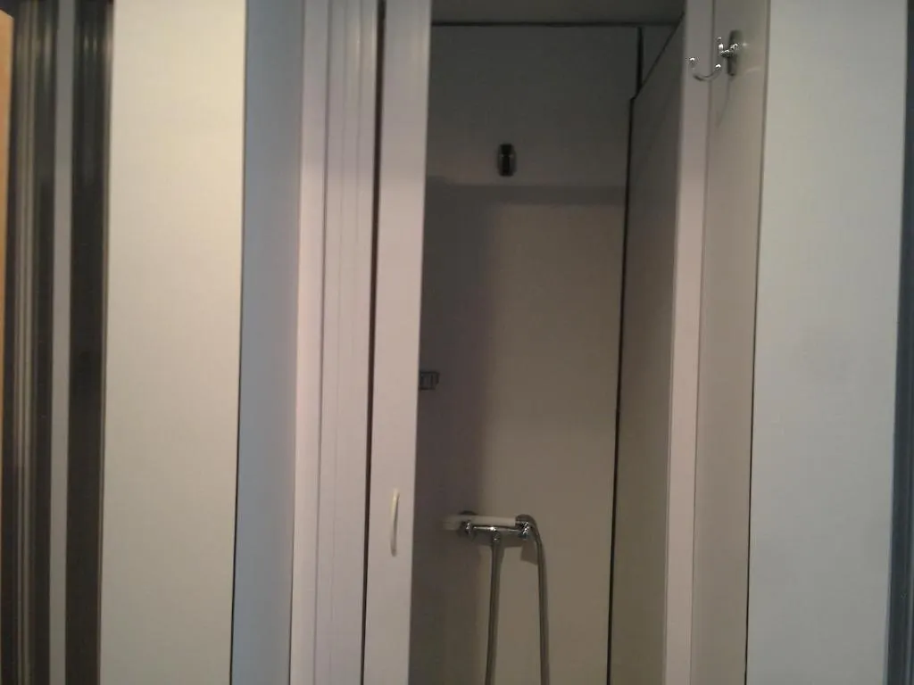 Spru Lisbon Summer Accommodation